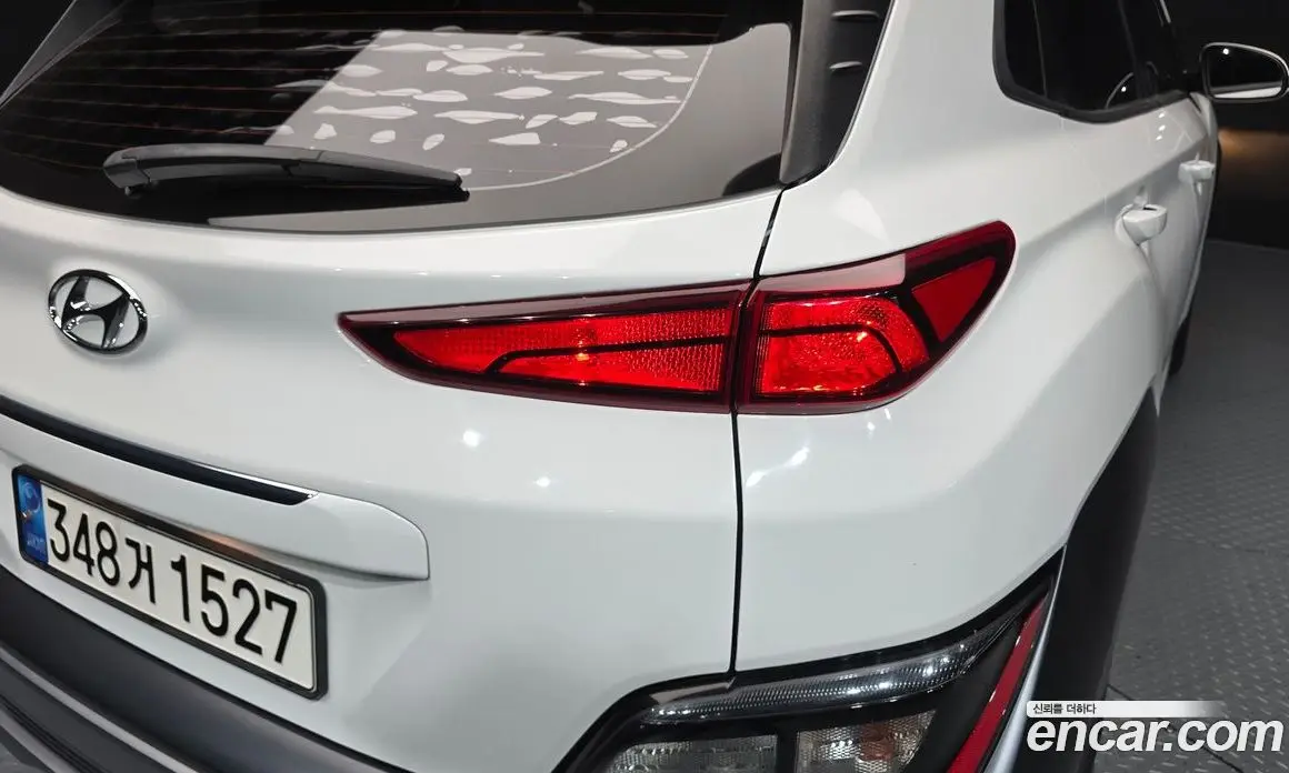 Hyundai Kona 2021 1.6 автомат (гидро), фото 9