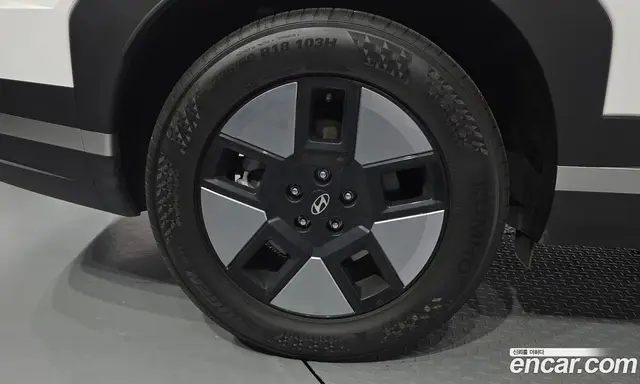 Hyundai Santa Fe 2024 1.6 автомат (гидро), миниатюра 5