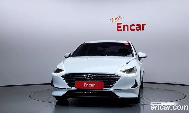 Hyundai Sonata 2023 2.0 автомат (гидро), миниатюра 3