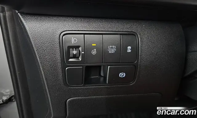 Hyundai Staria 2024 1.6 автомат (гидро), миниатюра 12