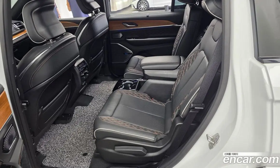 Jeep Cherokee 2023 3.6 автомат (гидро), фото 17