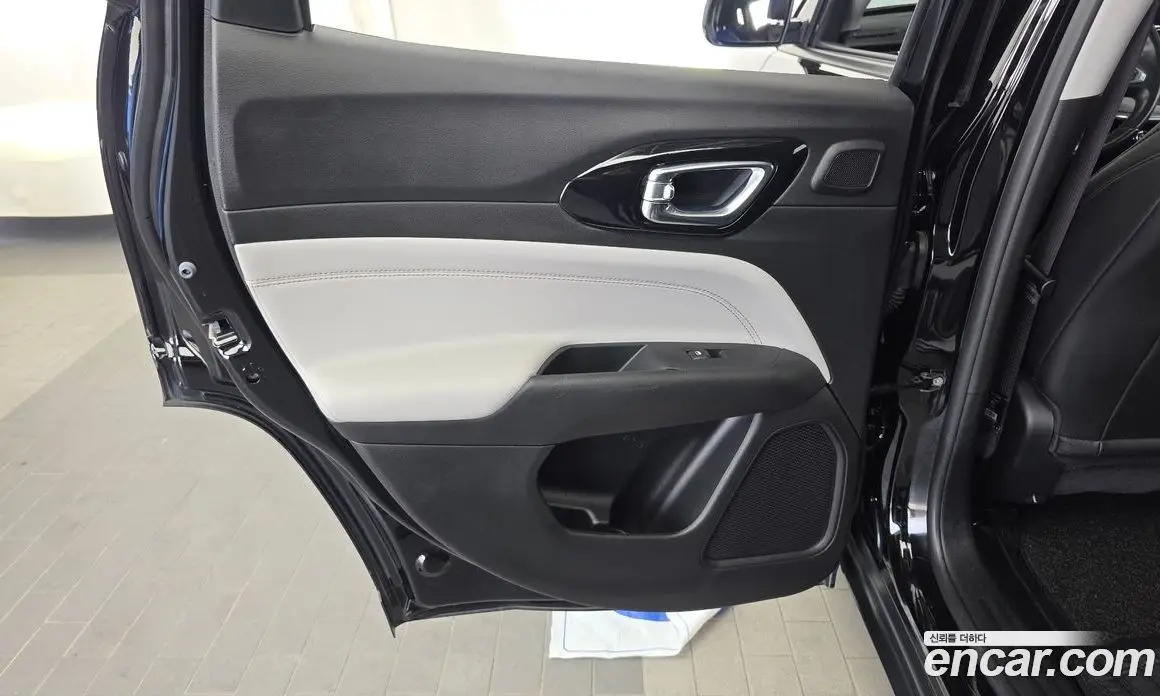 Jeep Compass 2022 2.4 автомат (гидро), фото 15