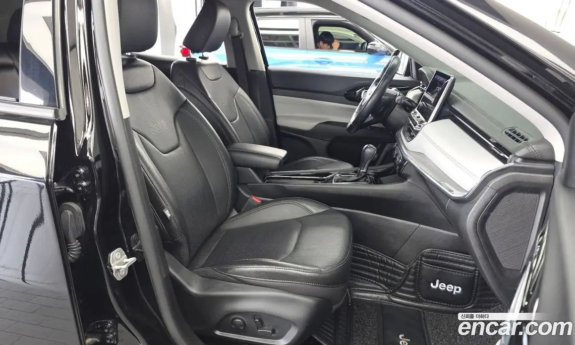 Jeep Compass 2022 2.4 автомат (гидро), фото 17