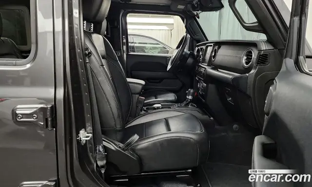 Jeep Wrangler 2019 2.0 автомат (гидро), миниатюра 11