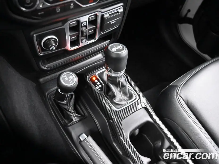 Jeep Wrangler 2019 2.0 автомат (гидро), фото 9