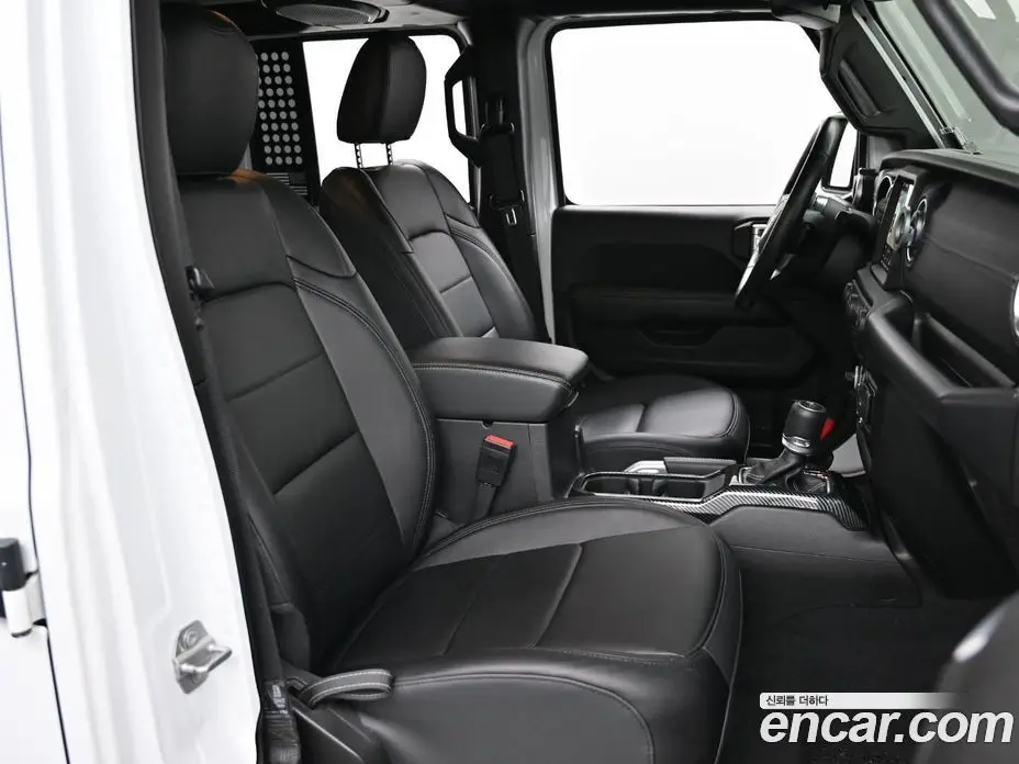 Jeep Wrangler 2019 2.0 автомат (гидро), фото 10