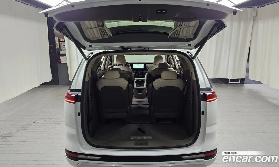 Kia Carnival 2022 3.5 автомат (гидро), фото 23