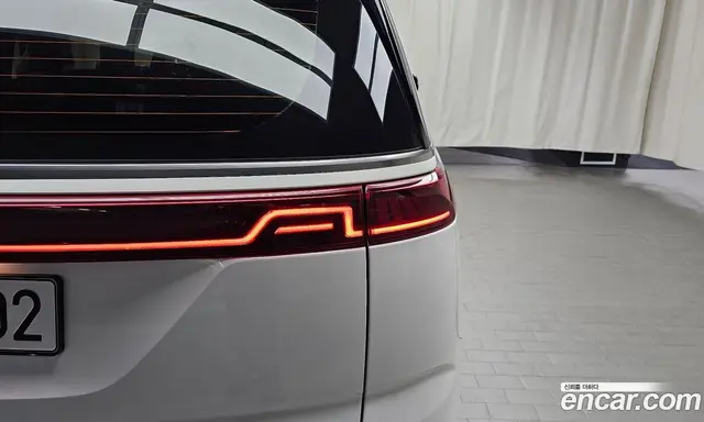 Kia Carnival 2022 3.5 автомат (гидро), миниатюра 9