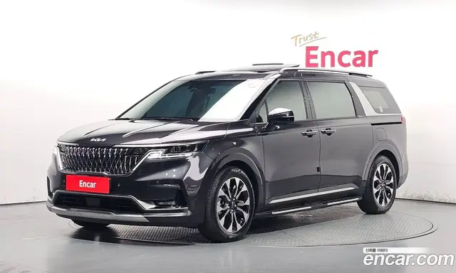 Kia Carnival, 2023, 18 390 км