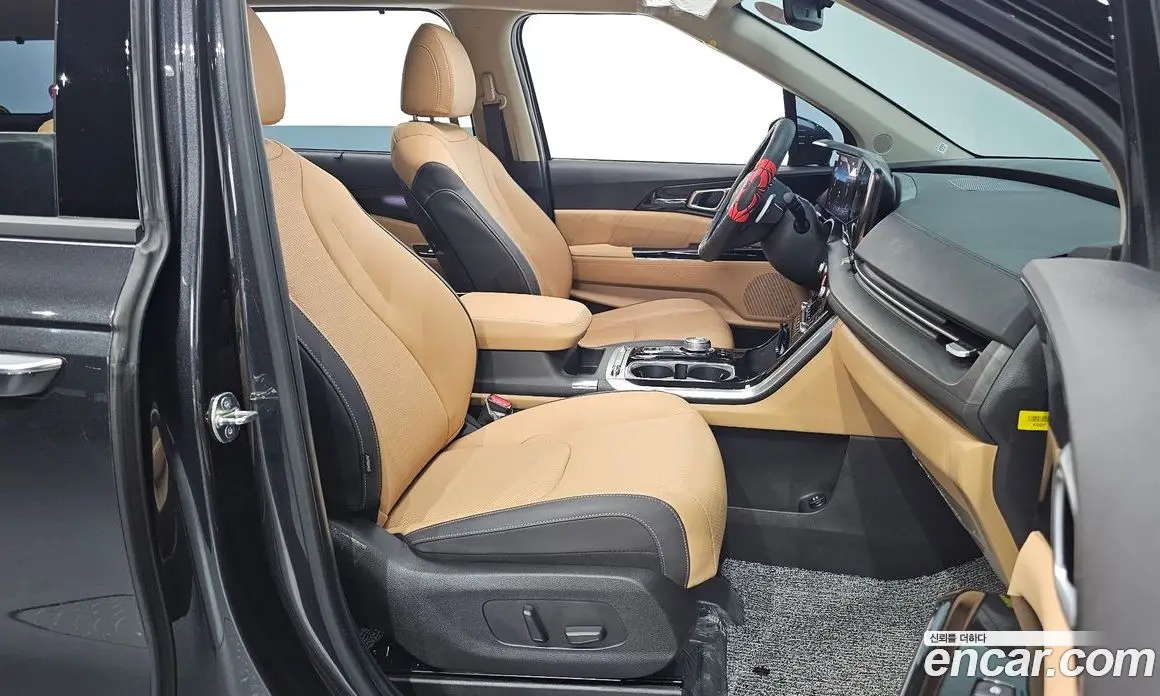Kia Carnival 2023 2.2 автомат (гидро), фото 10