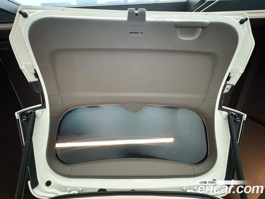Kia Carnival 2024 1.6 автомат (гидро), фото 20