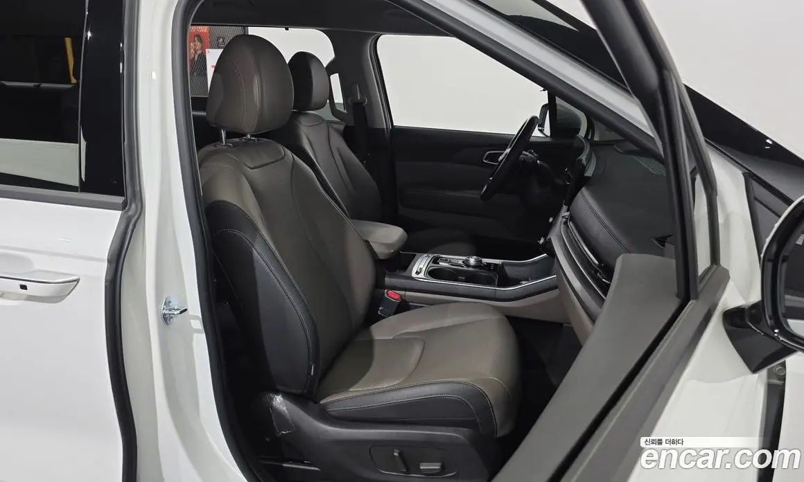 Kia Carnival 2025 2.2 автомат (гидро), фото 16