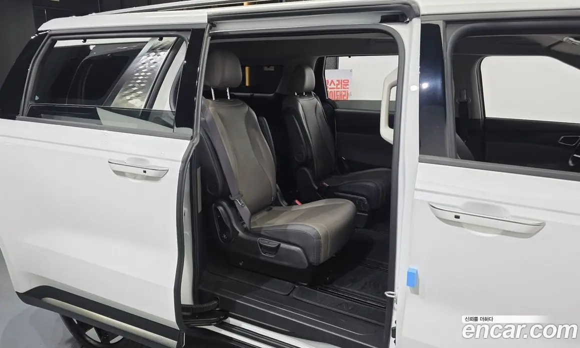 Kia Carnival 2025 2.2 автомат (гидро), фото 18