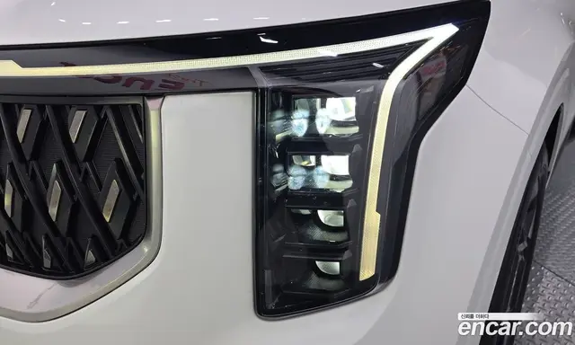 Kia Carnival 2025 2.2 автомат (гидро), миниатюра 8