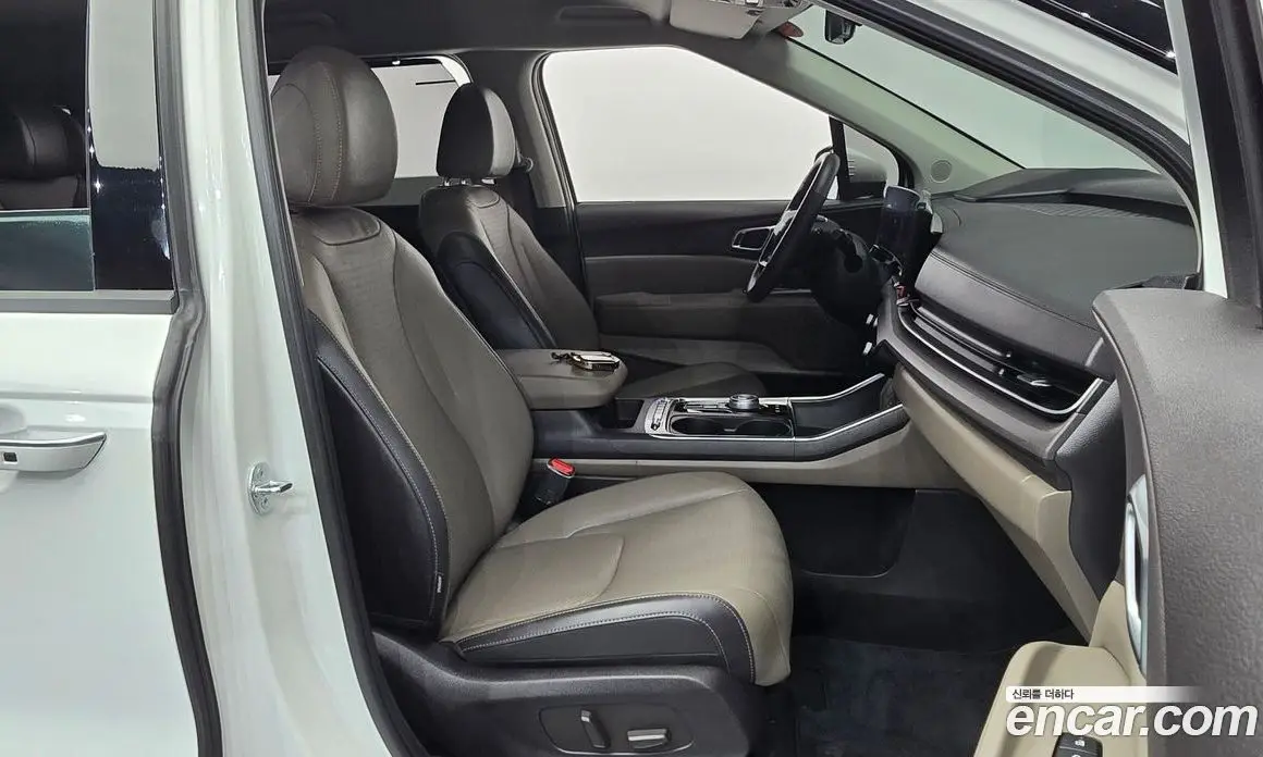 Kia Carnival 2025 2.2 автомат (гидро), фото 11