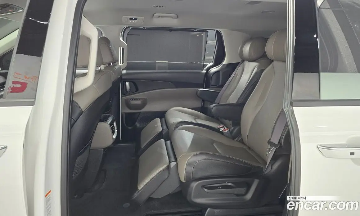 Kia Carnival 2025 2.2 автомат (гидро), фото 12