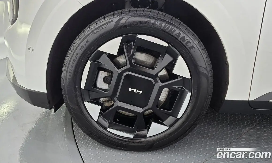 Kia Carnival 2025 2.2 автомат (гидро), фото 5
