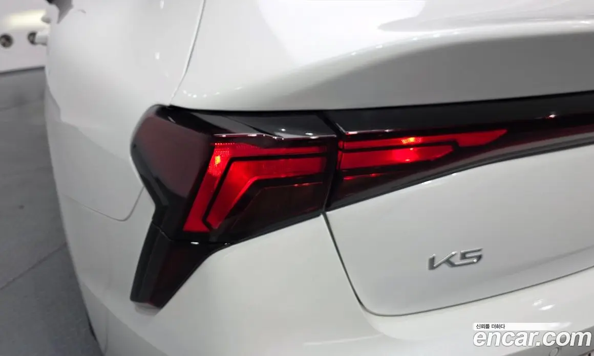 Kia K5 (Optima) 2023 2.0 автомат (гидро), фото 9