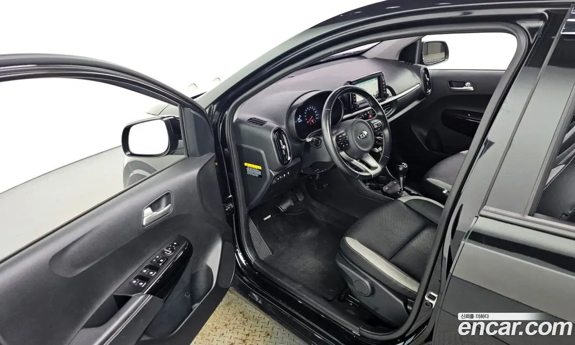 Kia Morning 2018 1.0 автомат (гидро), фото 13