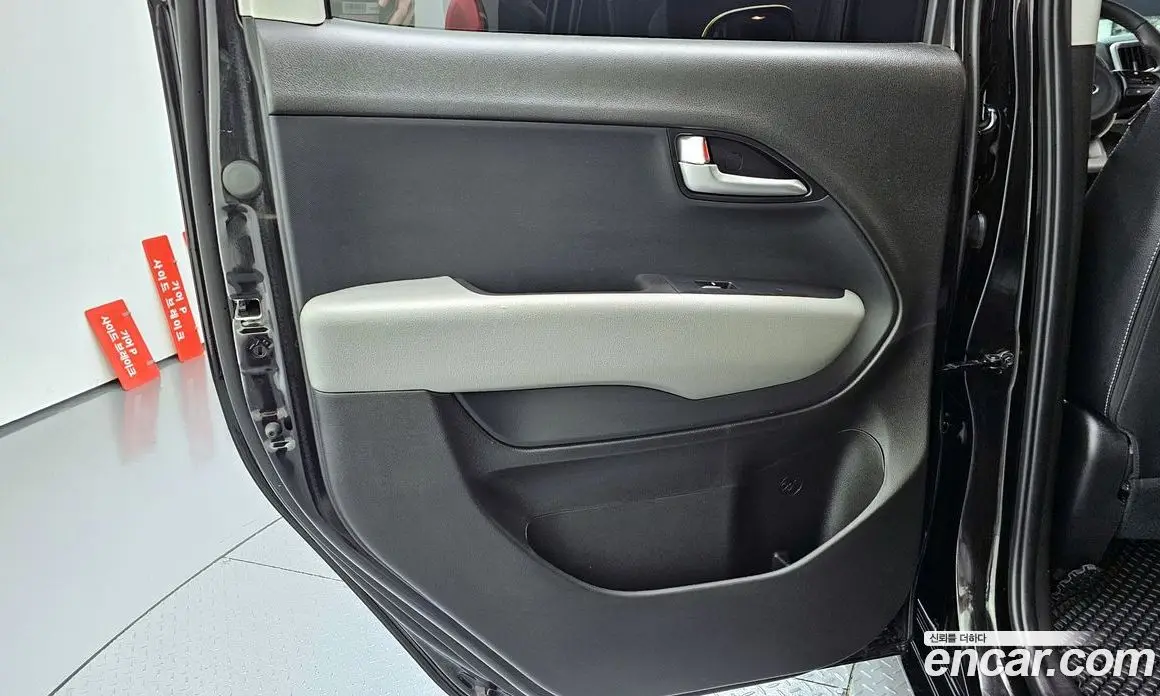 Kia Ray 2021 1.0 автомат (гидро), фото 15