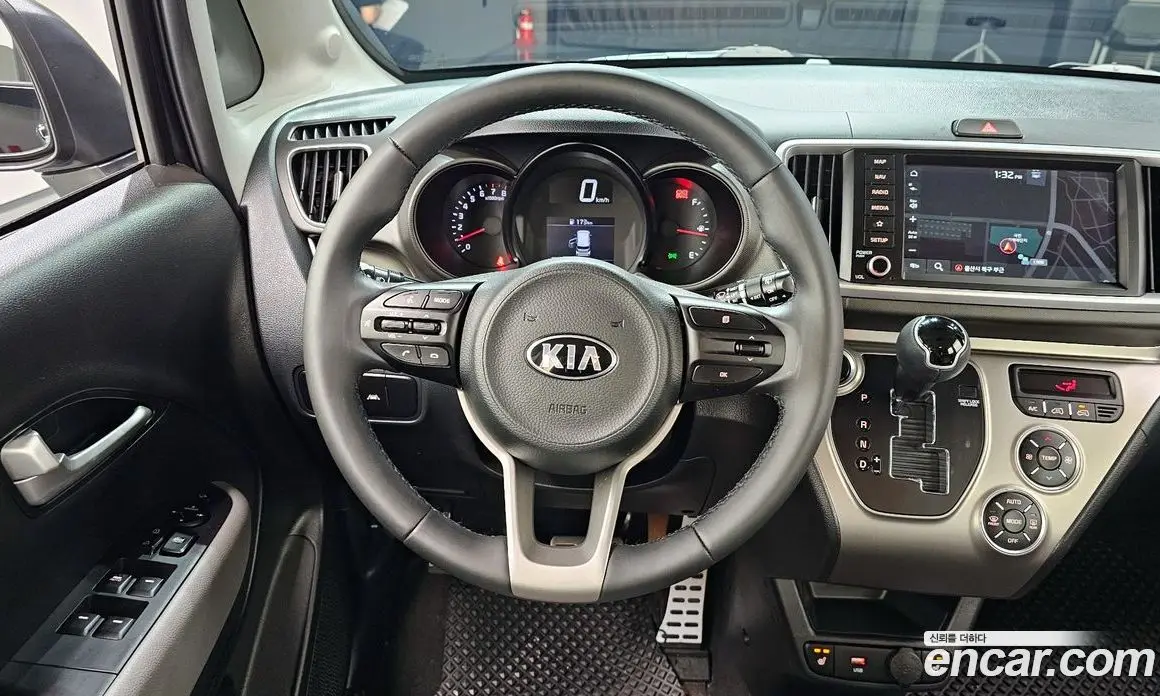 Kia Ray 2021 1.0 автомат (гидро), фото 19