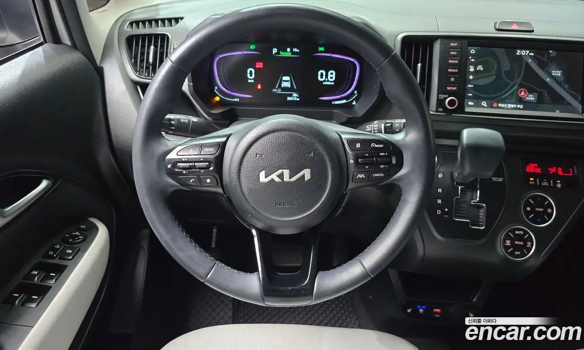 Kia Ray 2023 1.0 автомат (гидро), фото 13