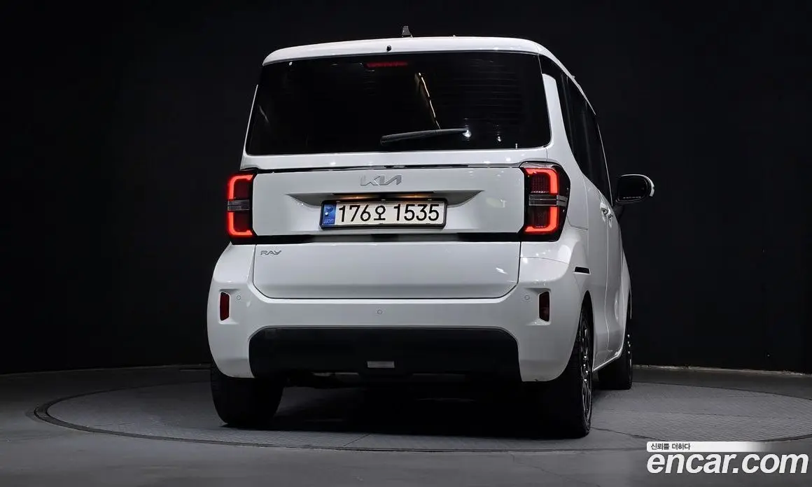 Kia Ray 2023 1.0 автомат (гидро), фото 4