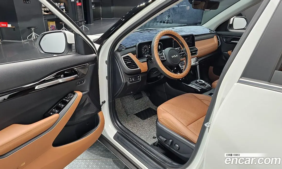 Kia Seltos 2023 1.6 автомат (гидро), фото 13