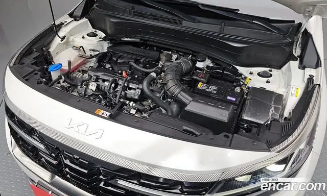Kia Seltos 2023 1.6 автомат (гидро), миниатюра 6