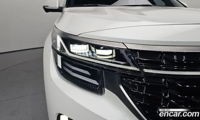Kia Seltos 2023 1.6 автомат (гидро), миниатюра 8