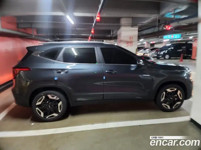 Kia Seltos 2025 1.6 автомат (гидро), миниатюра 3
