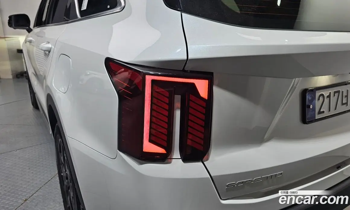Kia Sorento 2025 1.6 автомат (гидро), фото 8