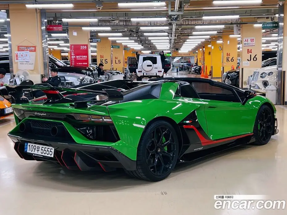 Lamborghini Aventador 2020 6.5 автомат (гидро), фото 2 Lamborghini Aventador 2020 6.5 автомат (гидро), фото 2