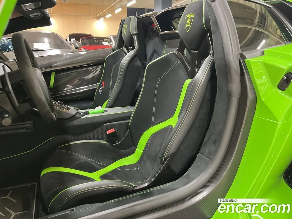 Lamborghini Aventador 2020 6.5 автомат (гидро), фото 9 Lamborghini Aventador 2020 6.5 автомат (гидро), фото 9
