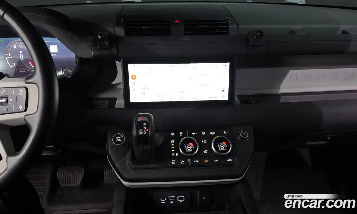 Land Rover Defender 2020 2.0 автомат (гидро), фото 14