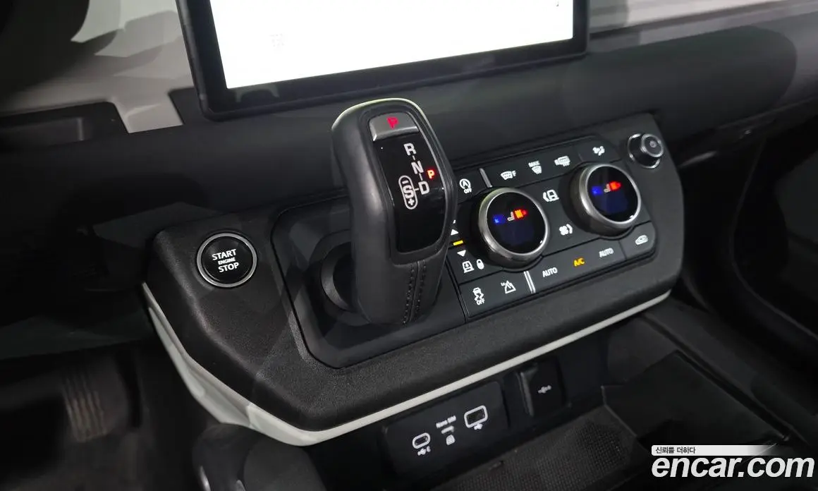 Land Rover Defender 2020 2.0 автомат (гидро), фото 9