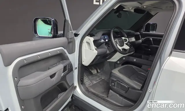 Land Rover Defender 2020 2.0 автомат (гидро), миниатюра 10