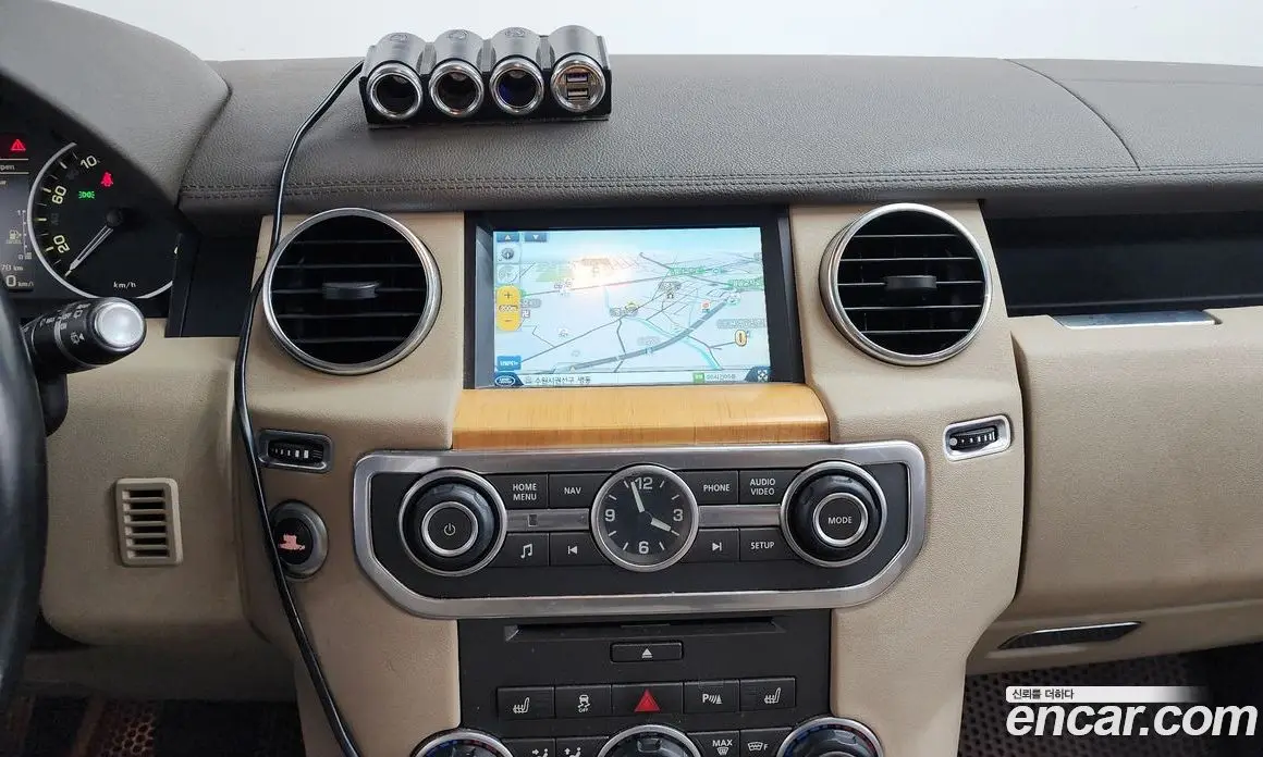Land Rover Discovery 2014 3.0 автомат (гидро), фото 12