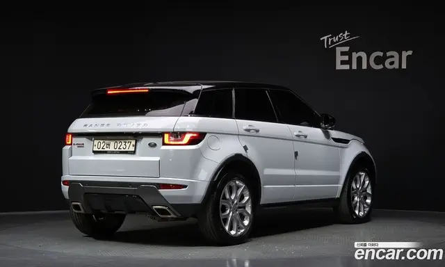 Land Rover Range Rover Evoque 2016 2.0 автомат (гидро), миниатюра 2