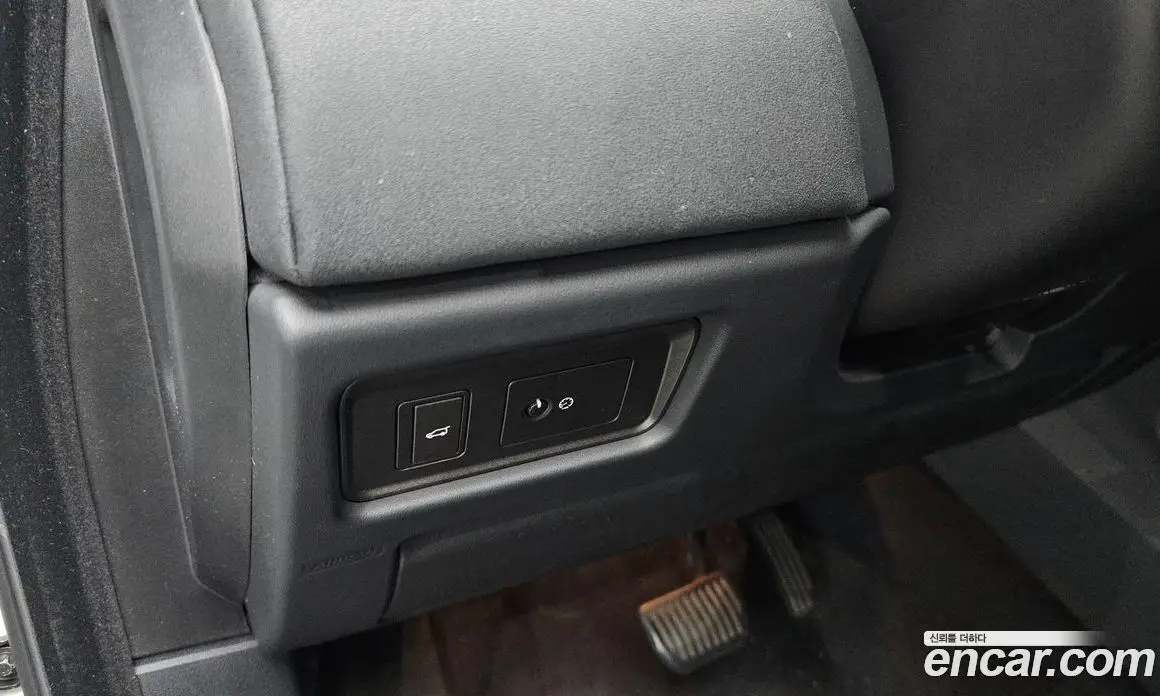 Land Rover Range Rover Evoque 2017 2.0 автомат (гидро), фото 18