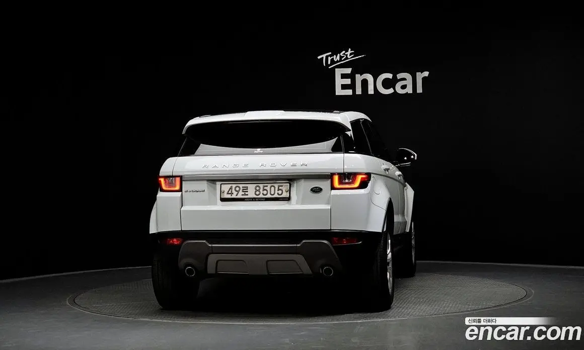 Land Rover Range Rover Evoque 2017 2.0 автомат (гидро), фото 4