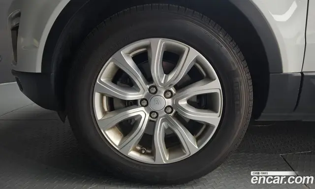 Land Rover Range Rover Evoque 2017 2.0 автомат (гидро), миниатюра 5