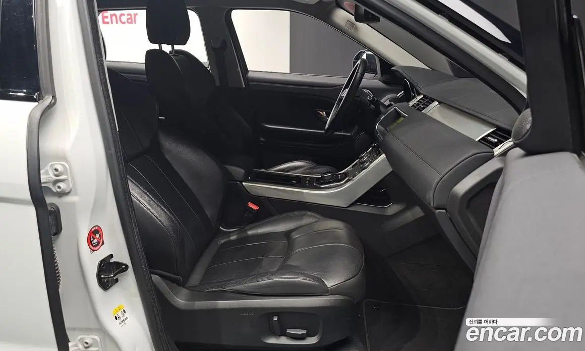 Land Rover Range Rover Evoque 2017 2.0 автомат (гидро), фото 10
