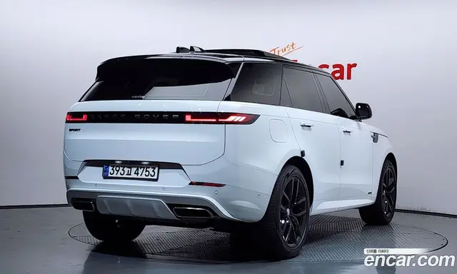 Land Rover Range Rover Sport 2024 3.0 автомат (гидро), миниатюра 2