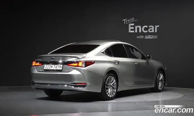 Lexus ES 2021 2.5 автомат (гидро), миниатюра 2 Lexus ES 2021 2.5 автомат (гидро), миниатюра 2