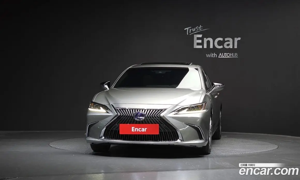 Lexus ES 2021 2.5 автомат (гидро), фото 3 Lexus ES 2021 2.5 автомат (гидро), фото 3