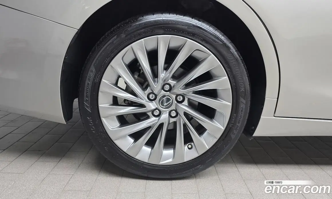 Lexus ES 2021 2.5 автомат (гидро), фото 5 Lexus ES 2021 2.5 автомат (гидро), фото 5