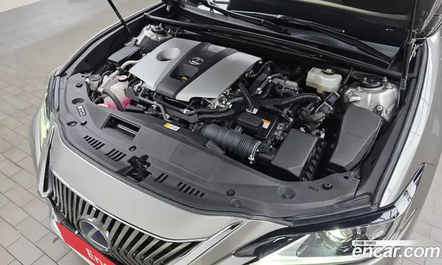 Lexus ES 2021 2.5 автомат (гидро), миниатюра 6 Lexus ES 2021 2.5 автомат (гидро), миниатюра 6