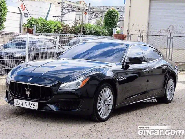 Maserati Quattroporte, 2015, 126 831 км