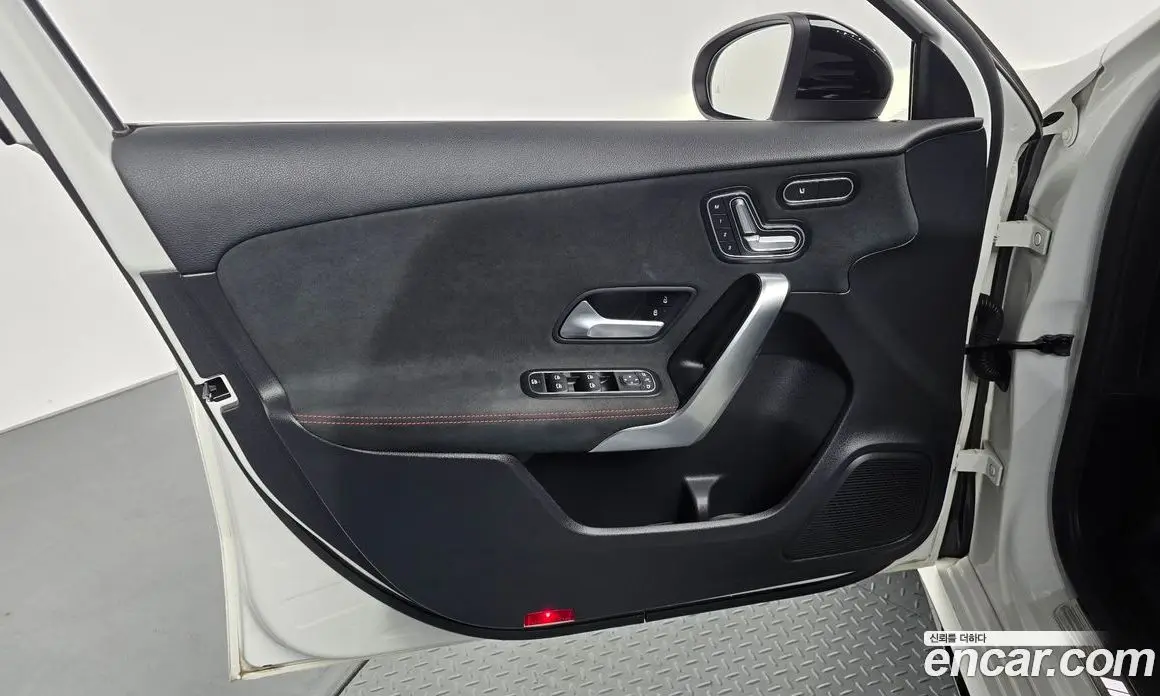 Mercedes-Benz A-Class 2020 2.0 гидро, фото 14 Mercedes-Benz A-Class 2020 2.0 гидро, фото 14